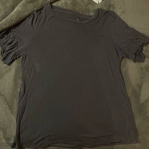 womens american eagle gray top